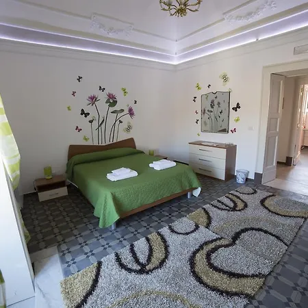 Casa Alcala Deluxe Vendégház 2*