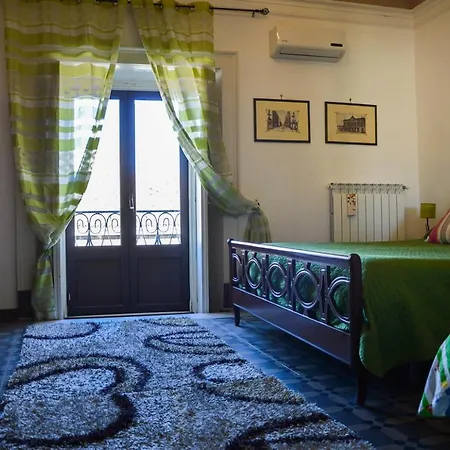 Casa Alcala Deluxe 2* Catania